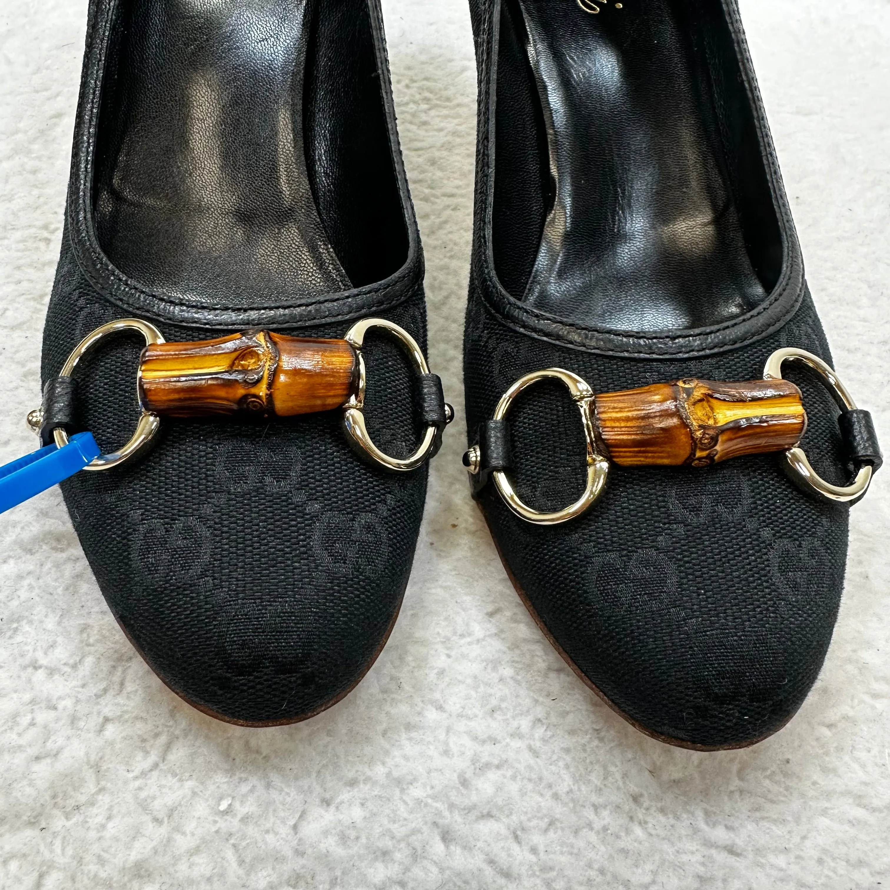 Black Shoes Designer Gucci, Size 8.5