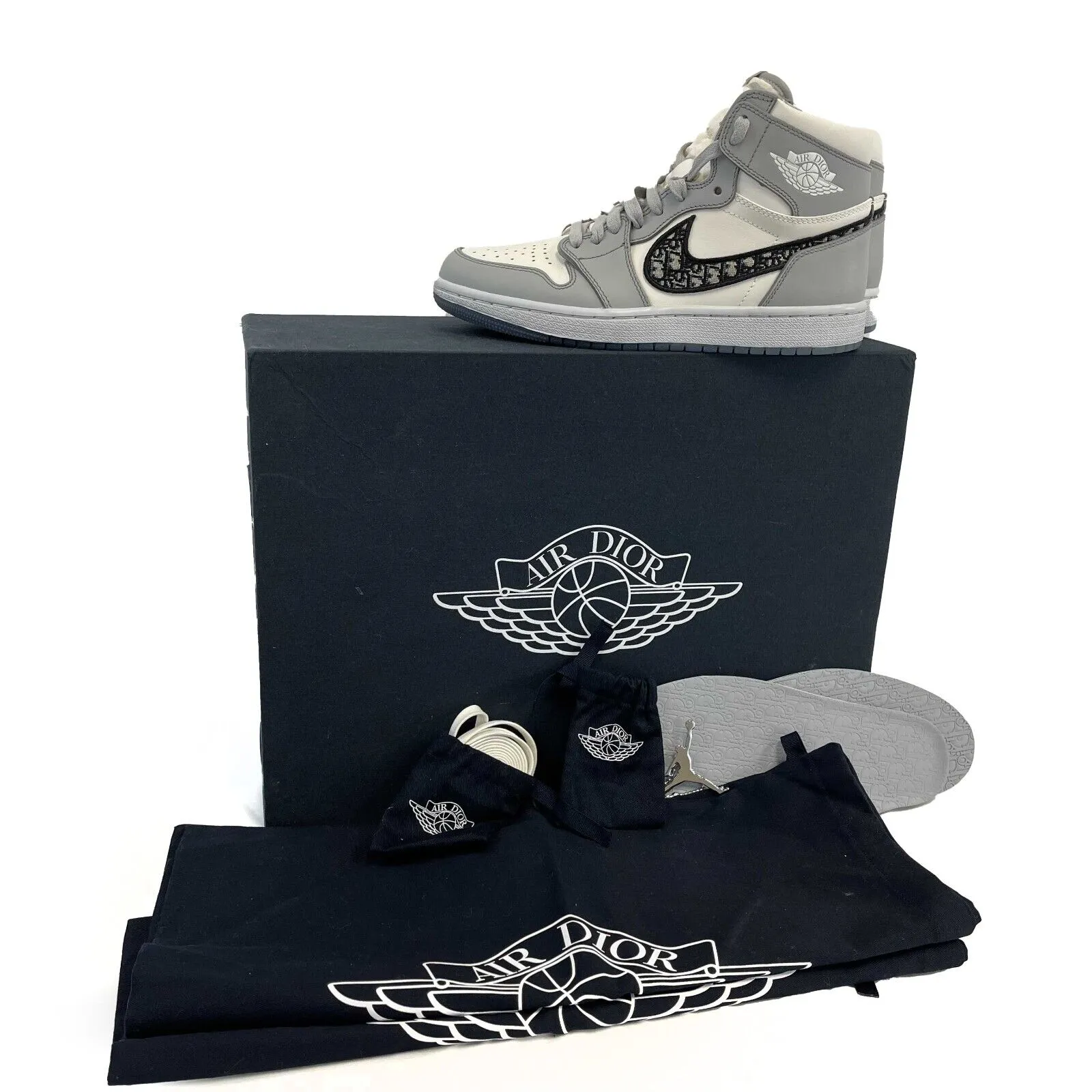 Christian Dior - 2020 Dior x Air Jordan 1 High - Grey, White, Navy - US 5.5