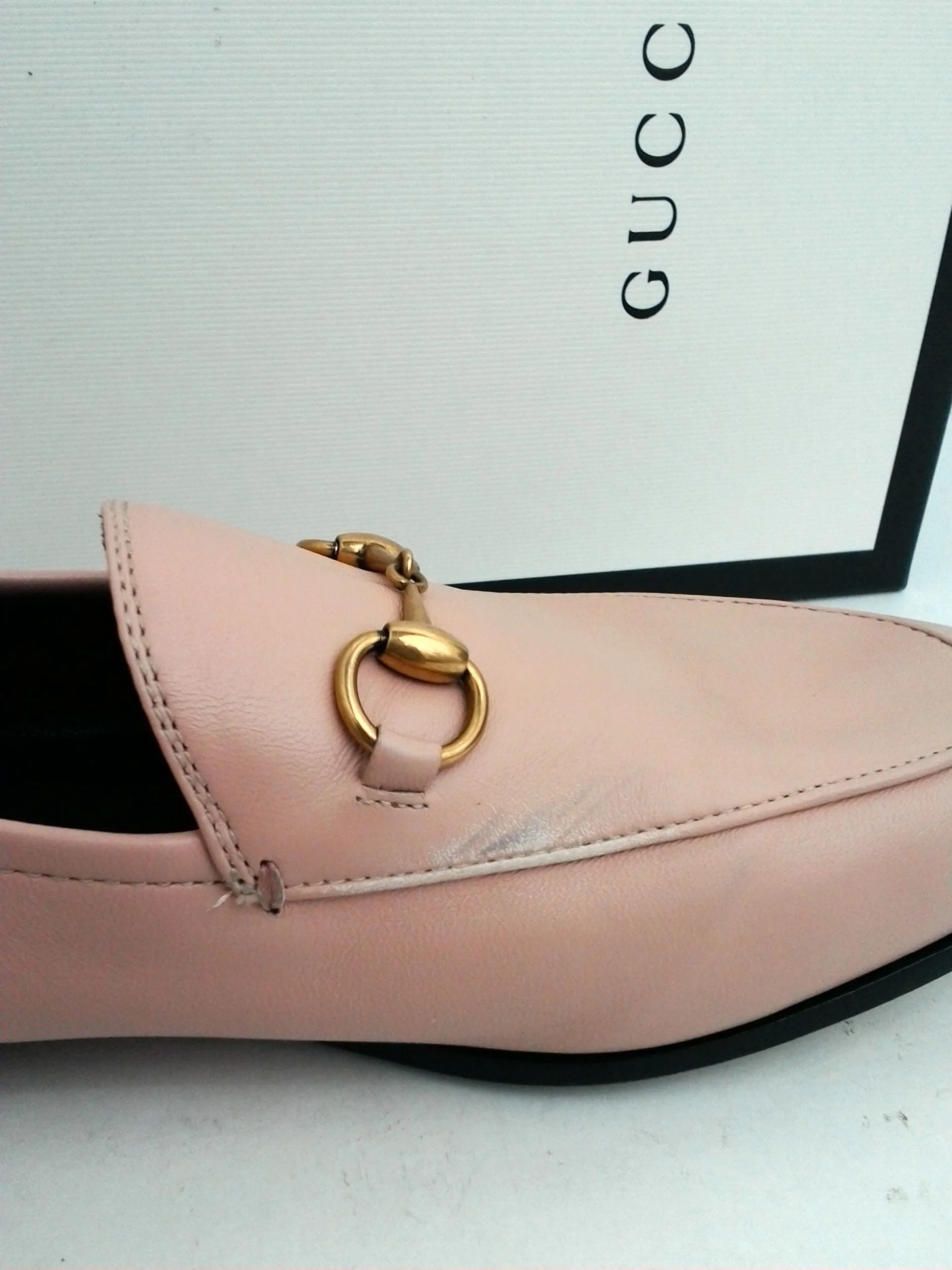 Gucci Women's Soft Pink Leather Flat Loafer Size 39.5