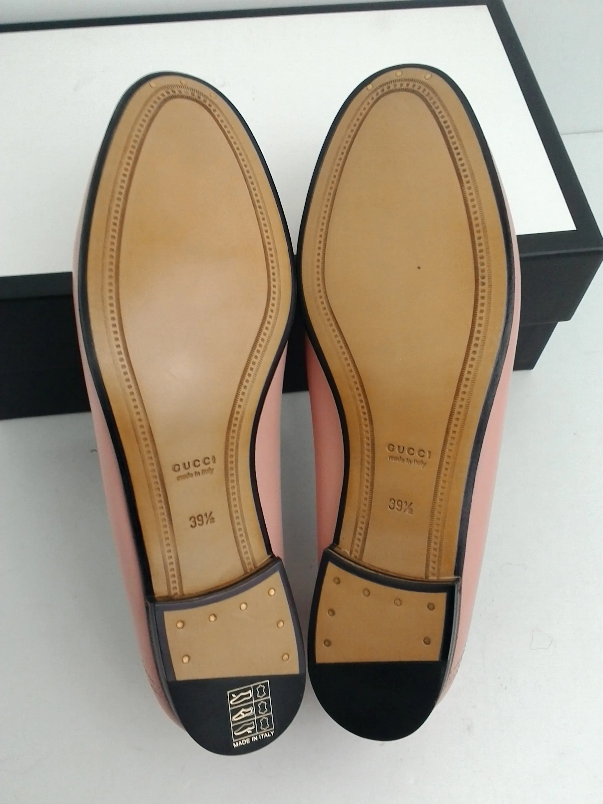 Gucci Women's Soft Pink Leather Flat Loafer Size 39.5