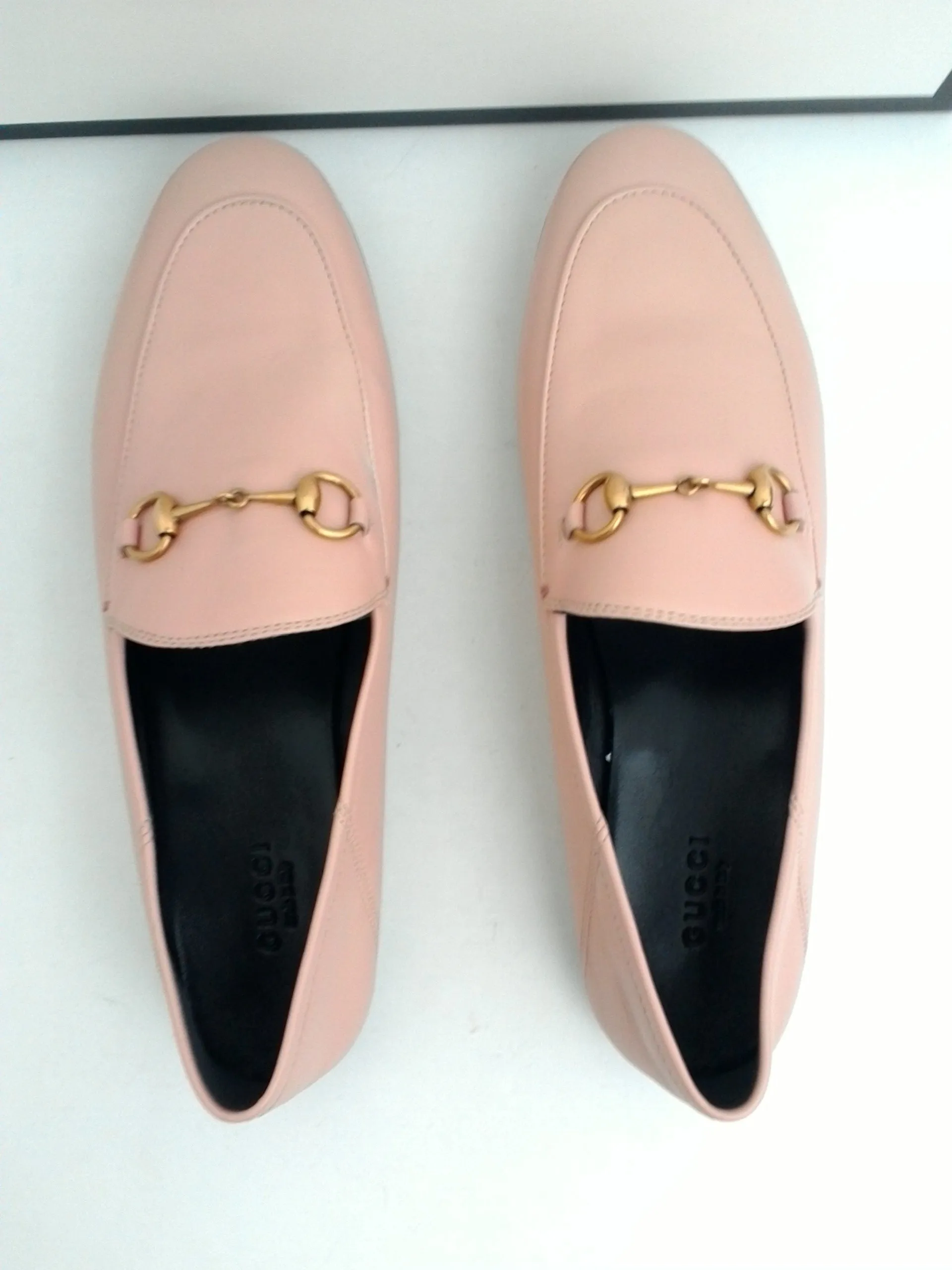 Gucci Women's Soft Pink Leather Flat Loafer Size 39.5