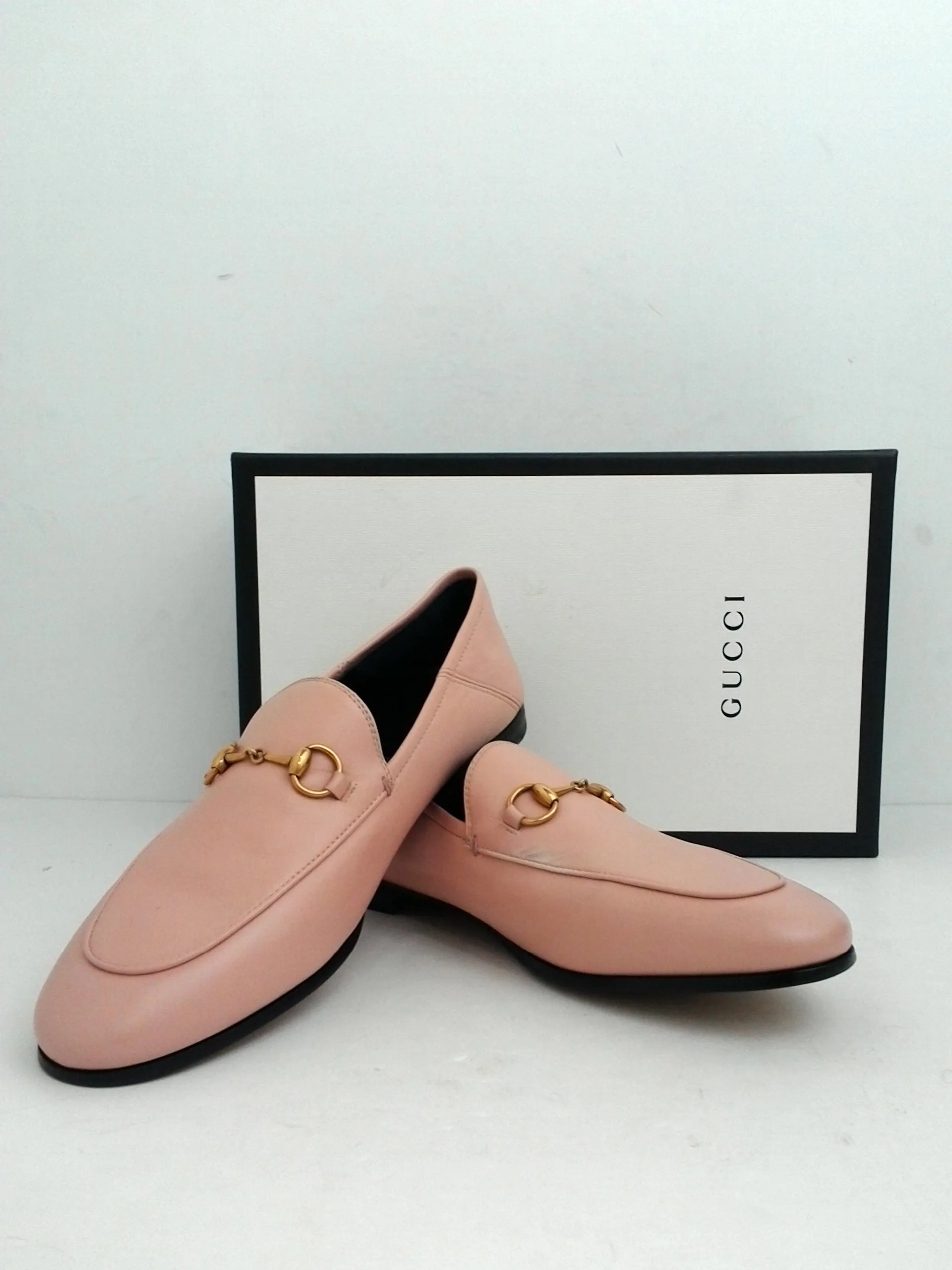 Gucci Women's Soft Pink Leather Flat Loafer Size 39.5