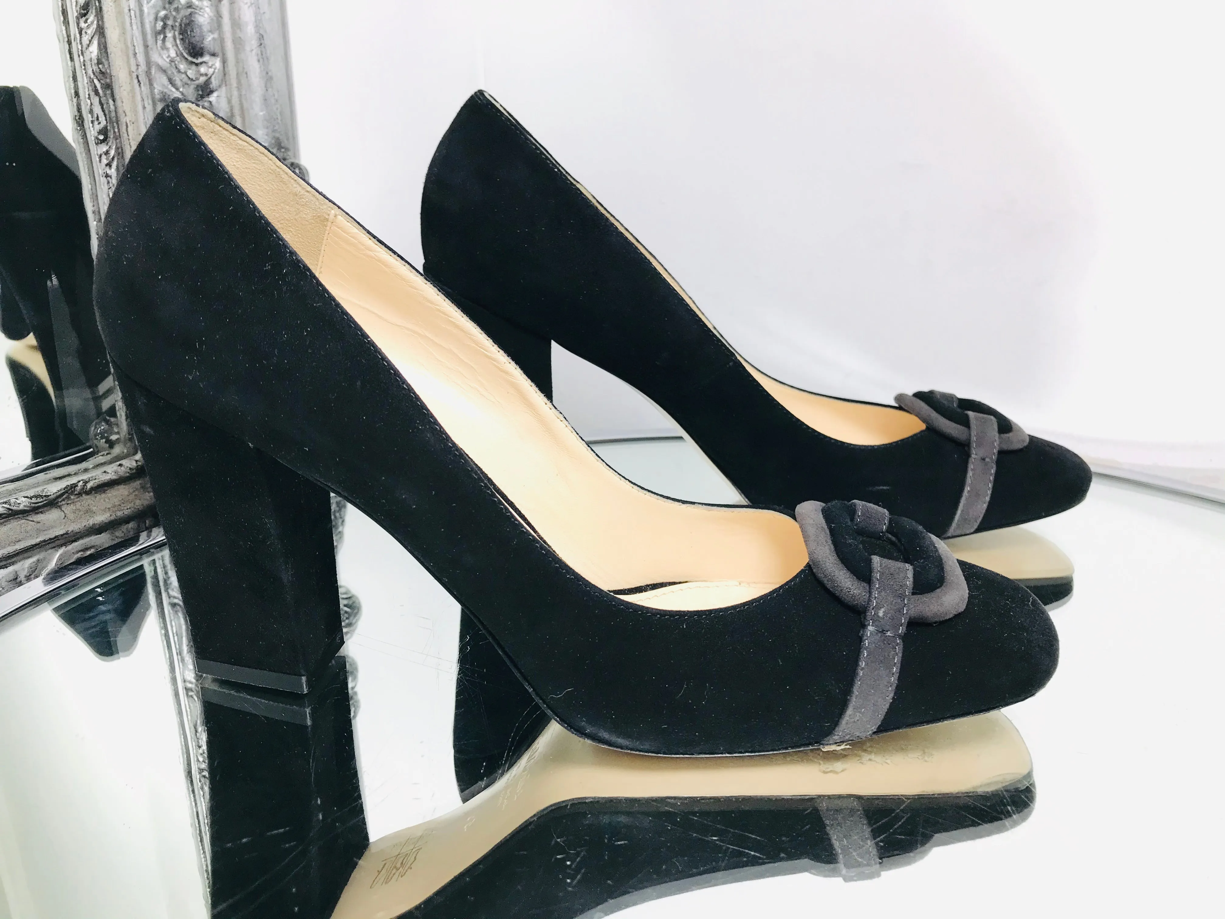 Max Mara Suede Pumps. Size 41