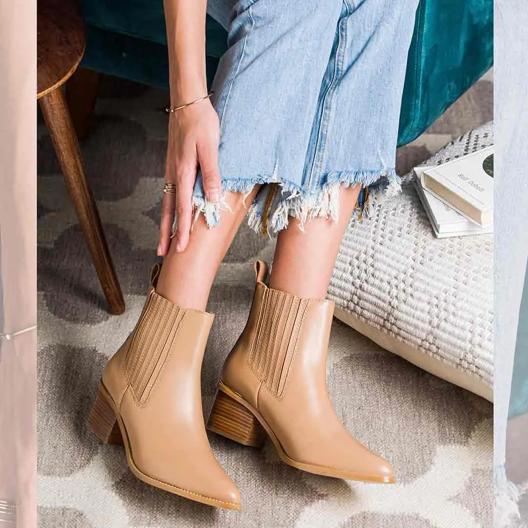 Saint Ilaria Nude Leather Handcrafted Ankle Boots