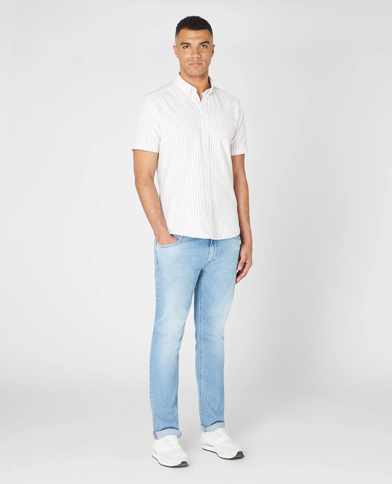 Slim Fit Oxford Cotton Short Sleeve Shirt